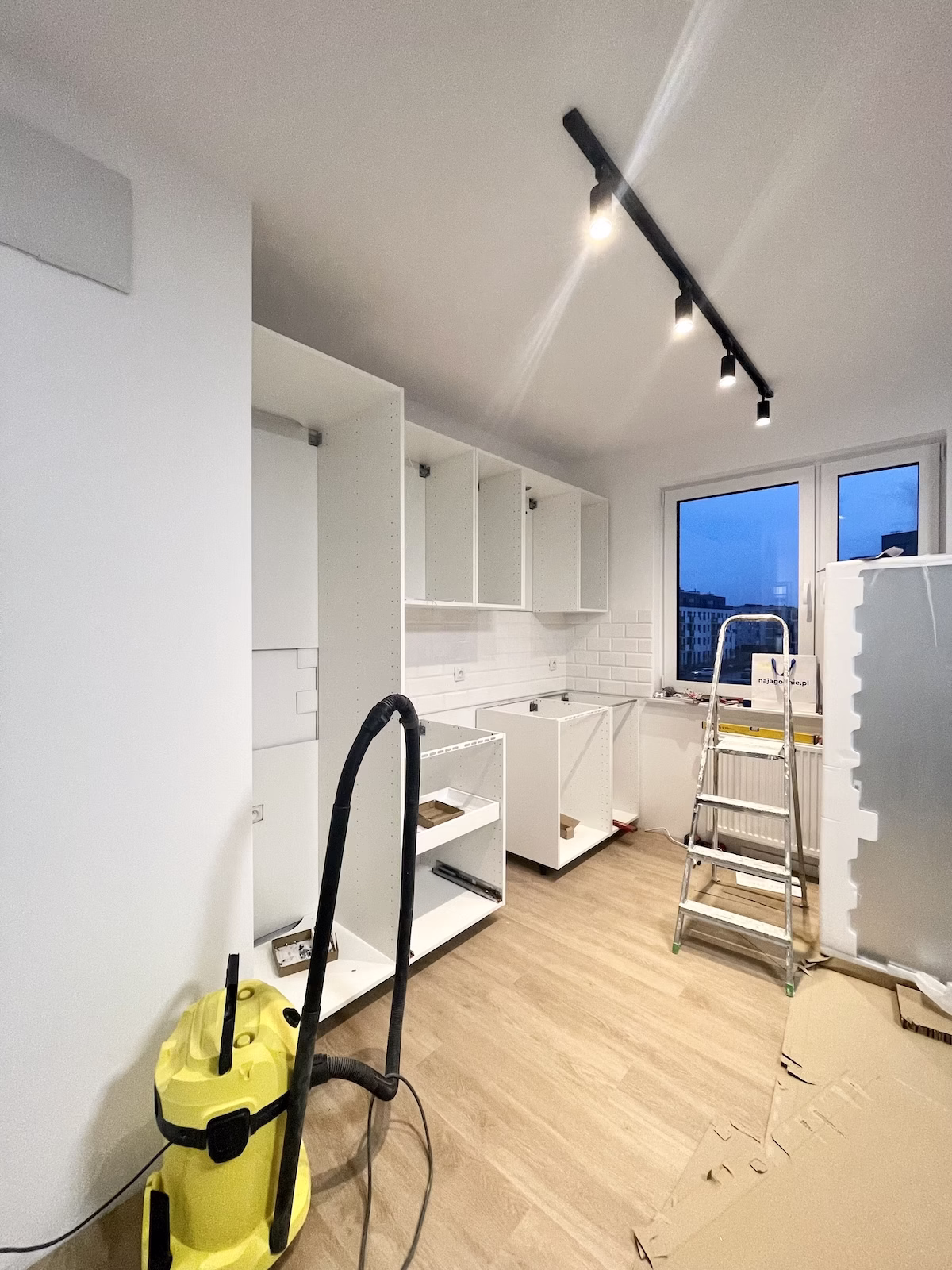 Montaż mebli kuchennych